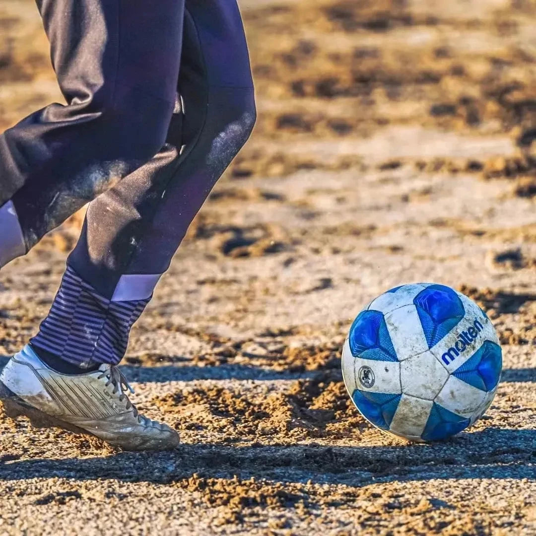 Molten SIZE 5 Soccer Ball